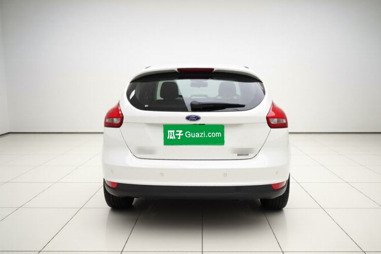 Used Ford Focus 2015 Hatchback EcoBoost 125 Automatic Supreme Style Edition