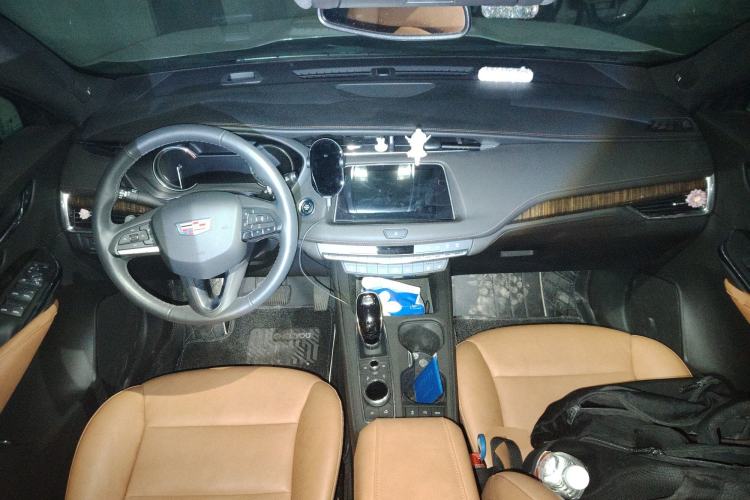 Used Cadillac XT4 2022 28T Two-Wheel Drive Prestige Version