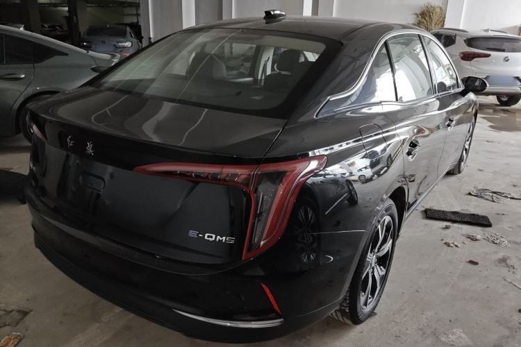 Used Hongqi E-QM5 2023 Base Travel Edition
