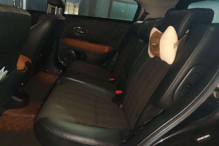 Used Honda Vezel 2015 1.8L CVT 2WD Luxury Model
