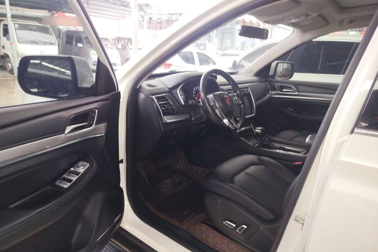 Used Roewe RX8 2019 30T Smart Connectivity Two-Wheel Drive Supreme Flagship Edition
