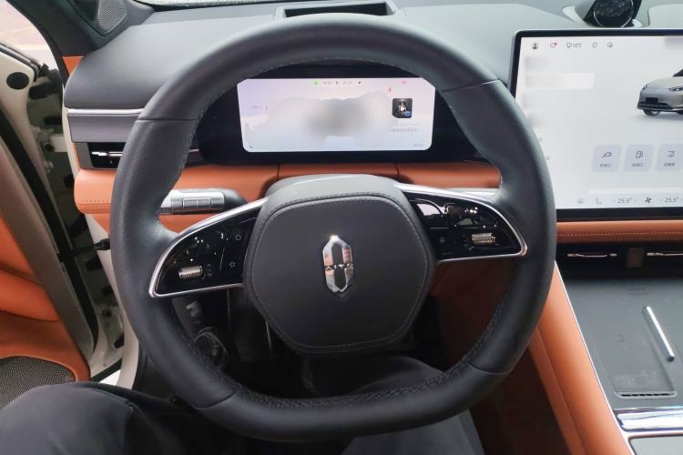 Used Hima AITO M5 2025 Extended-Range Ultra All-Wheel-Drive Version Steering Wheel