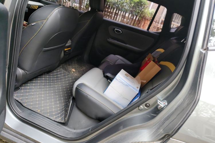 Used AION Y 2021 70 Enjoyment Tech Edition Left Rear Seat