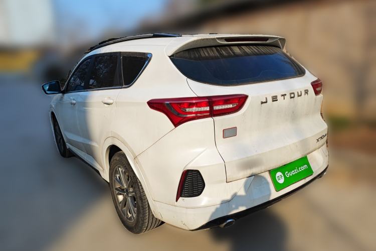 Used JETOUR X70 2020 1.5T DCT Comfort Edition 5-seater
