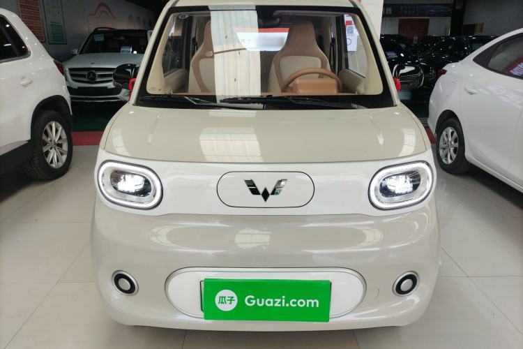Used Wuling Hongguang MINIEV 2024 3rd Generation 215km Youth Edition Front