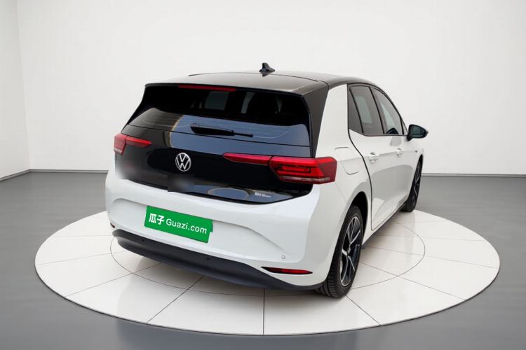 Used Volkswagen ID.3 2025 Smart Edition Outstanding Model Rear Right 45 Deg