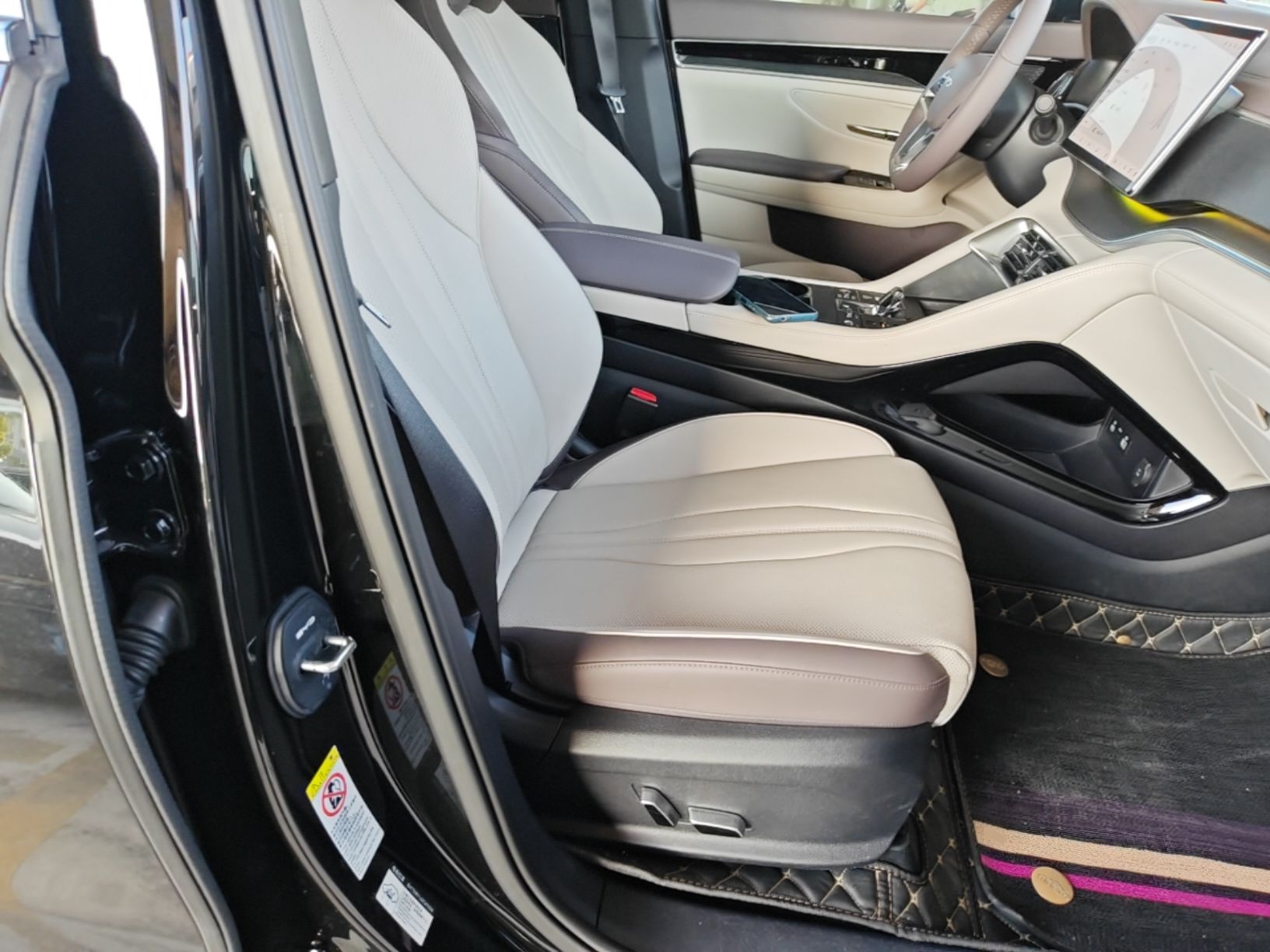 BYD Song PLUS New Energy 2025 DM-i 112KM Prestige Model - Executive — снимка 19