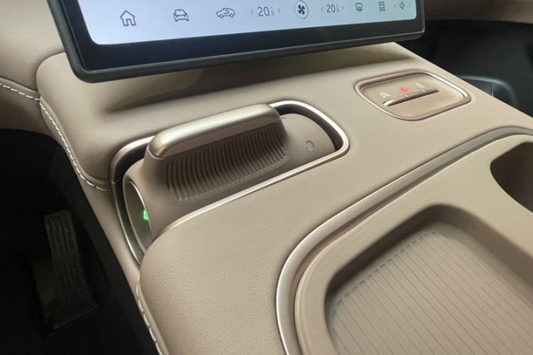 Used Nio EC6 2024 75 kWh Interior 11