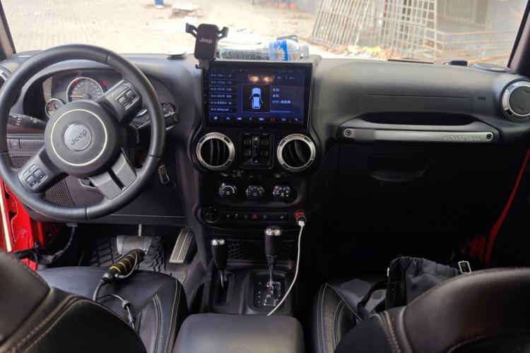 Used Jeep Wrangler 2017 3.6L Rubicon Four-Door Comfort Edition
