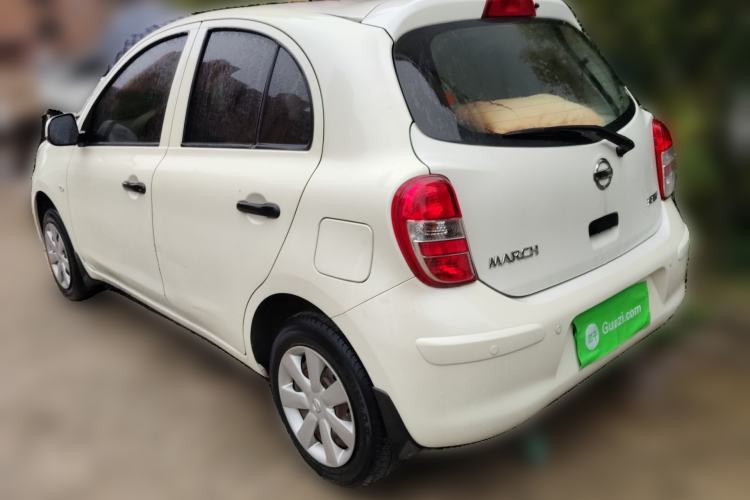 Used Nissan March 2010 1.5L Automatic Easy-Style Version
