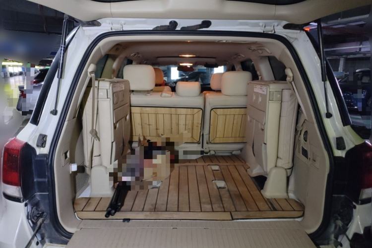 Used Toyota Land Cruiser 2019 4.0L 7-Seater Automatic Transmission Middle East Version
