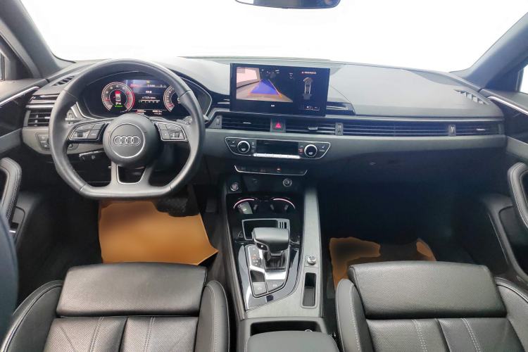 Used Audi A4L 2023 40 TFSI Luxury Dynamic Model
