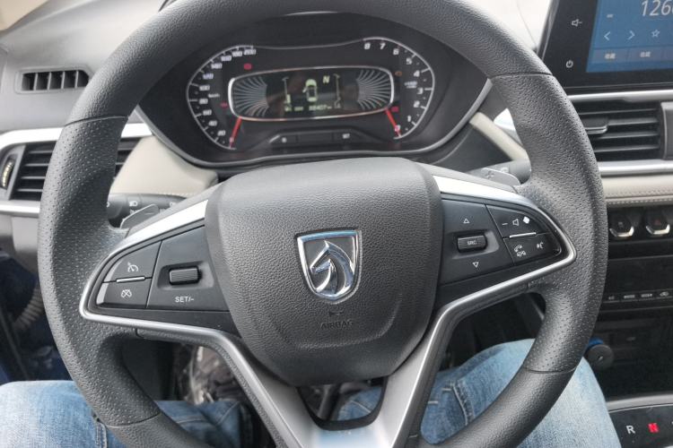 Used Baojun 510 2017 1.5L Automatic Fashion Model
