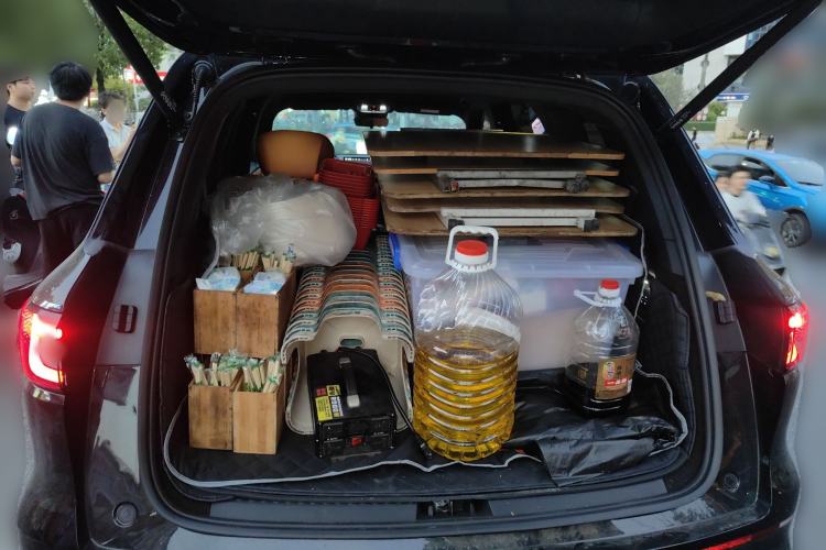 Used Geely Galaxy M9 2025 Model 230km Two-Wheel-Drive Exploration Edition
