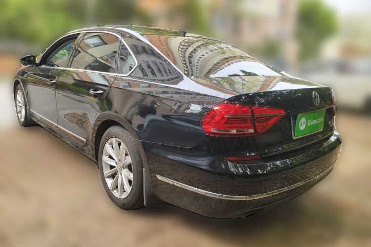 Used Volkswagen Passat 2016 330TSI DSG Luxury Edition Rear Left 45 Deg