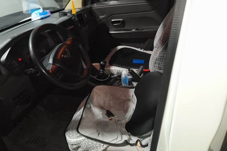 Used Wuling Hongguang V 2019 1.5L Base Version China VI LAR Left Front Seat