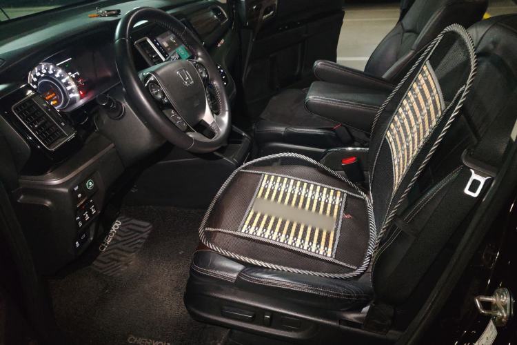 Used Honda Elysion 2016 2.4L Luxury Edition
