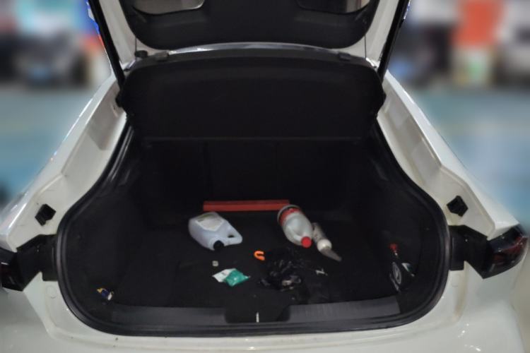 Used CHANGAN UNI-V 2022 1.5T Sport Edition Trunk