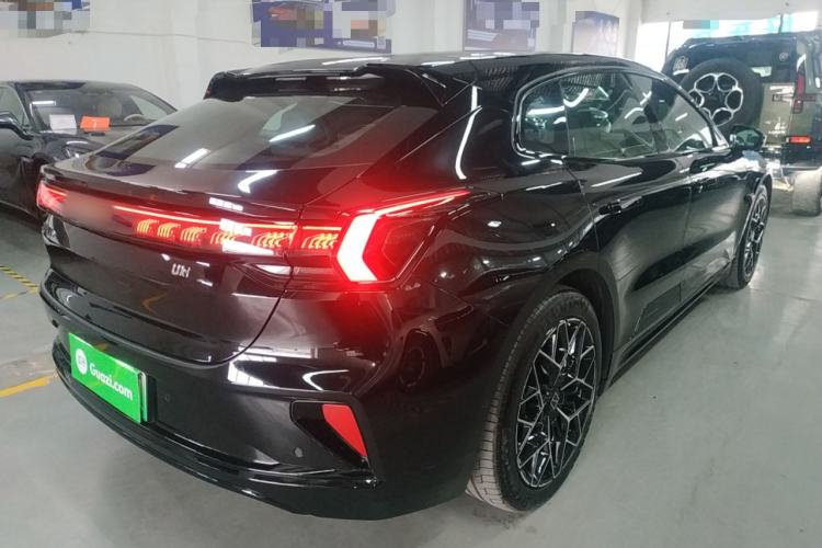 Used Zeekr 001 2025 WE Edition 95 kWh All-Wheel Drive
