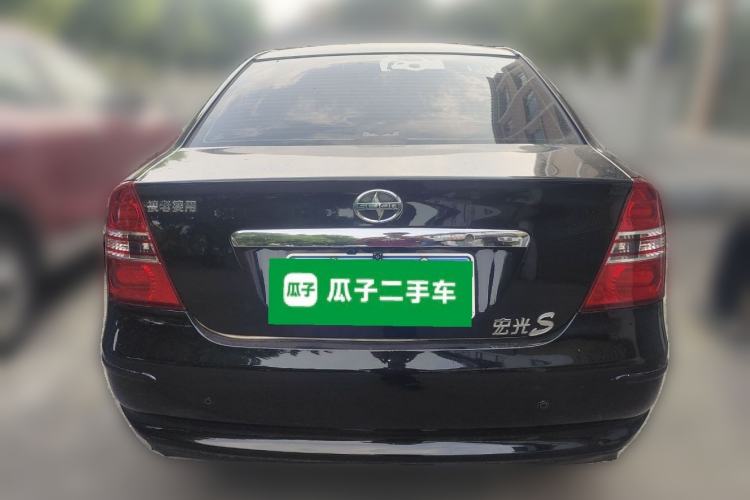 Used Lifan Auto 620 2012 1.5L Manual Luxury Version