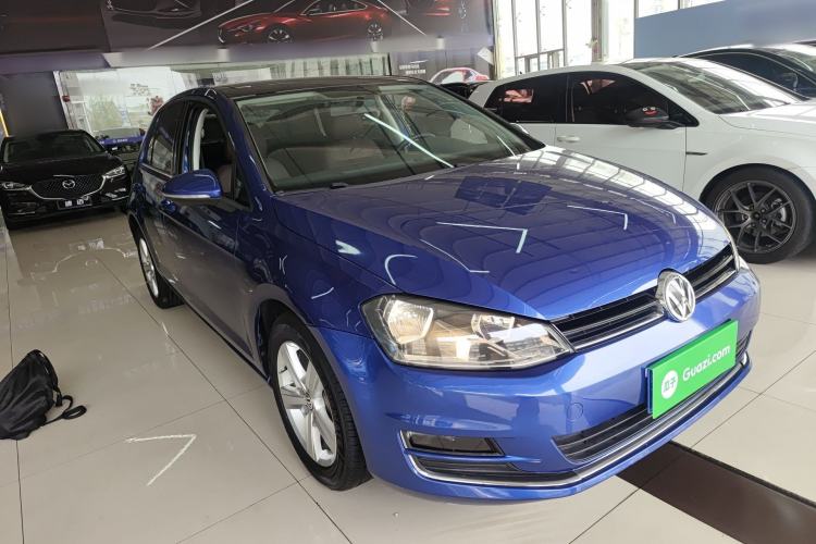 Used Volkswagen Golf 2014 1.4TSI Automatic Comfort Model Front Right 45 Deg