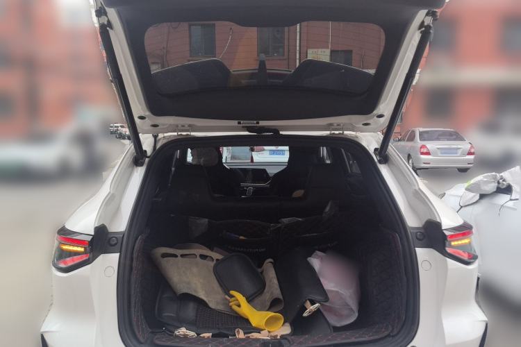 Used CHANGAN OSHAN X5 PLUS 2023 1.5T DCT Excellence Edition Trunk