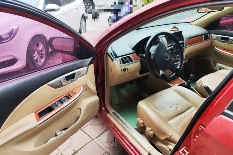 Used Buick Excelle 2011 1.6 LE-MT

