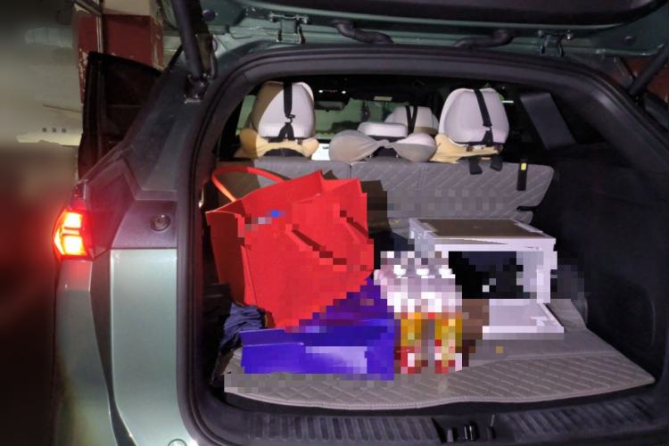 Used Geely Galaxy L7 2024 1.5T 115 km Asian Games Phantom Dragon Edition Trunk