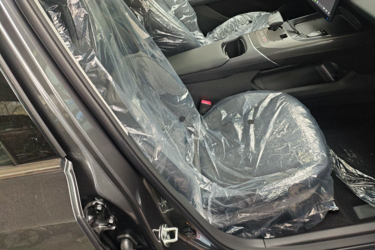 Used Changan Eado 2025 Blue Whale 1.5T 500Bar Prestige Model