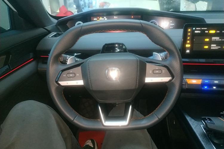 Used CHANGAN UNI-V 2024 1.5T Prestige Edition
