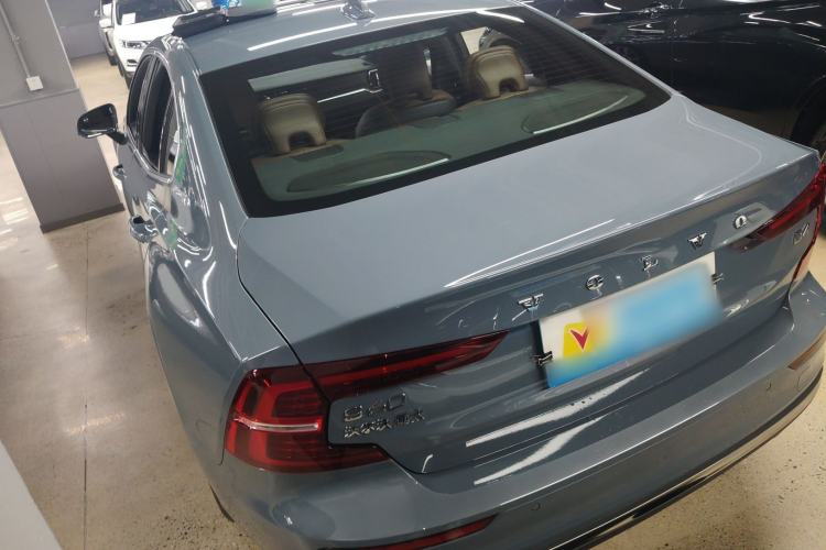 Used Volvo S60 2024 B4 Zhiyi Luxury Edition