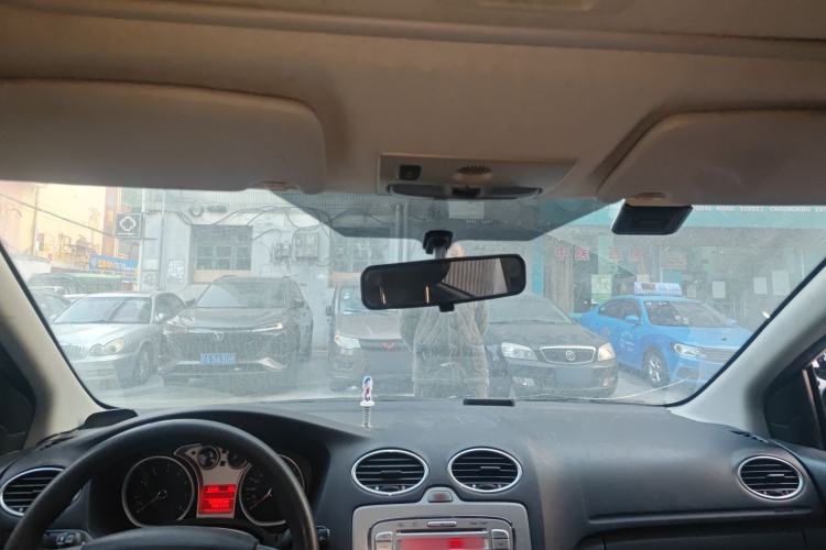 Used Ford Focus 2011 Hatchback 1.8L Manual Comfort Model
