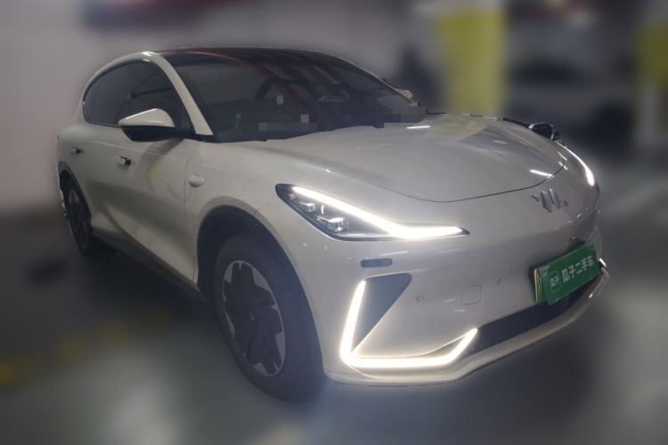 Used IM LS7 2023 90 kWh Elite Rear-Drive Version