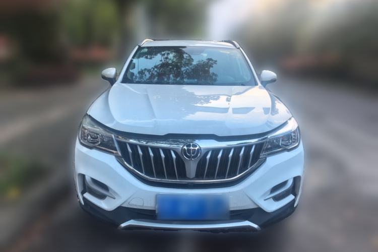 Used Brilliance V6 2018 1.5T Manual Luxury Model Front