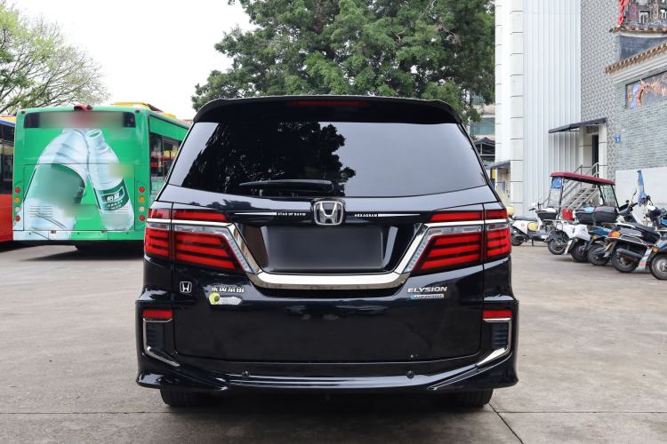 Used Honda Elysion 2019 2.0L Hybrid Luxury Edition
