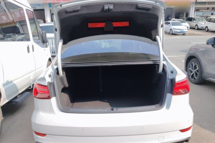 Used Audi A3 2020 Limousine 35 TFSI Fashion Edition China VI Emission Standard Trunk