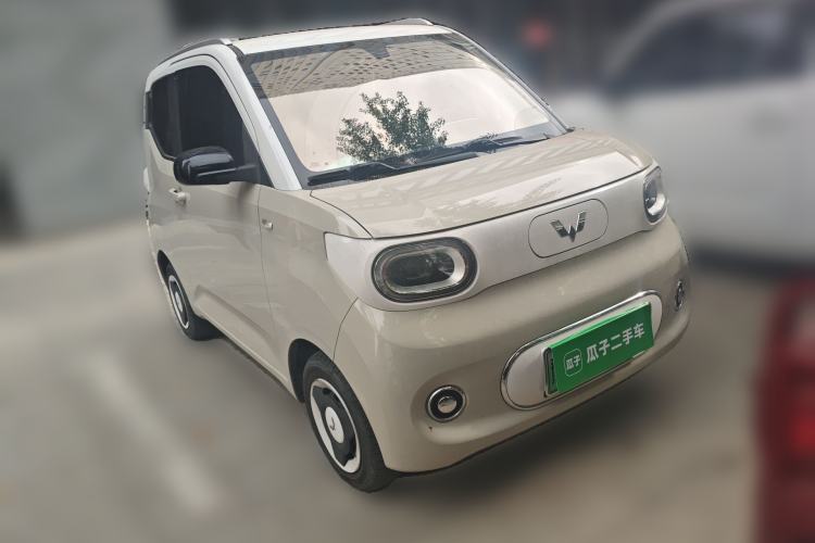 Used Wuling Hongguang MINIEV 2024 3rd Generation 170 km Front Right 45 Deg