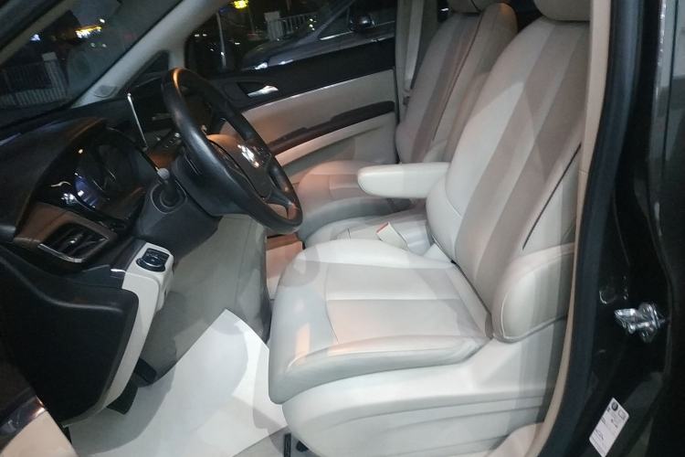 Used Buick GL8 2020 Land Business Class 652T Luxury Model
