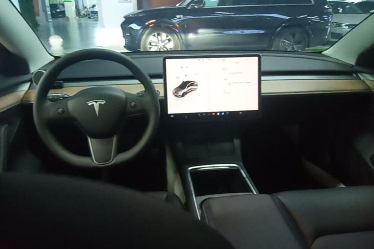 Used Tesla Model 3 2022 Rear-Wheel-Drive Version
