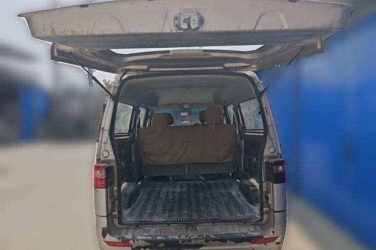 Used Jinbei Hiace X30 2019 1.5L Van Comfort Model China VI SWC15M Trunk