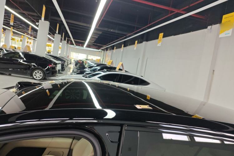 Used Li Auto Li Auto i6 2025 Model Four-Wheel-Drive Standard Type
