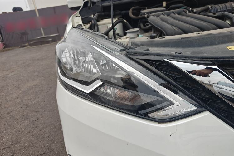 Used Nissan Sylphy 2022 Classic 1.6XE CVT Comfort Edition Right Front Headlight