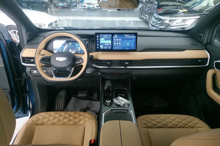 Used Geely Auto Haoyue L 2023 2.0T DCT Flagship Version