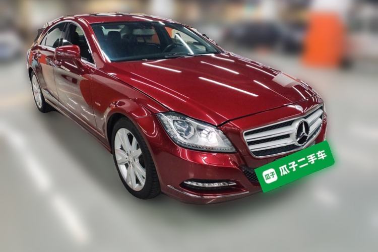 Used Mercedes-Benz CLS 2012 CLS 300 CGI Front Right 45 Deg