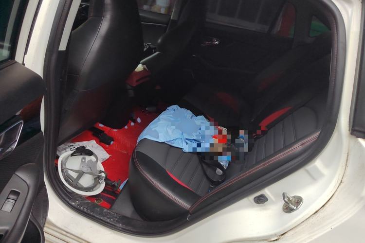 Used Soueast V5 Lingzhi 2016 plus 1.5L manual roll type