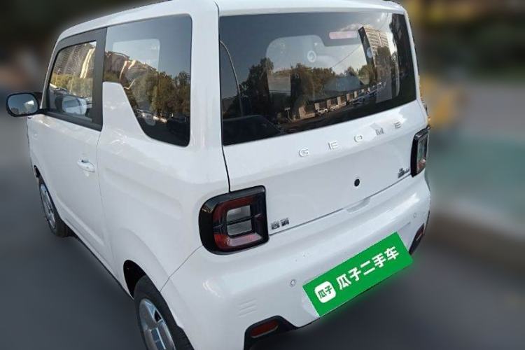 Used Geely Galaxy Panda 2024 Panda Mini 200km Endurance Bear
