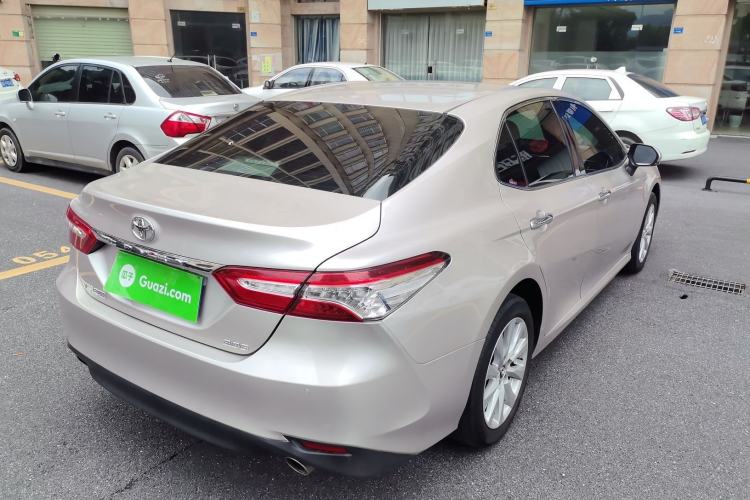 Used Toyota Camry 2019 2.0G Luxury Edition China VI Standard
