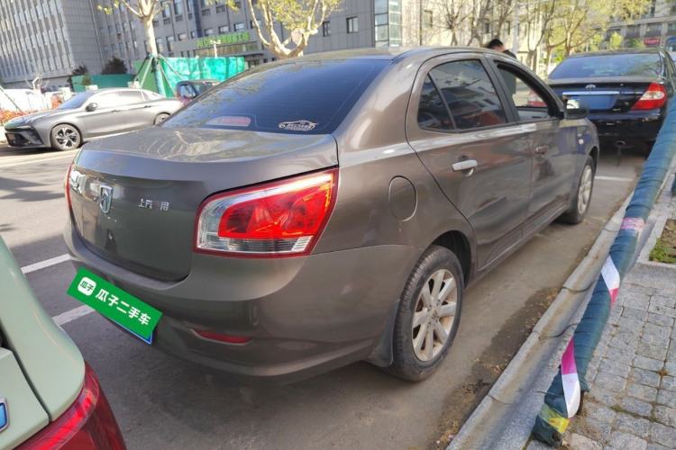 Used Baojun 630 2014 1.5L manual standard version
