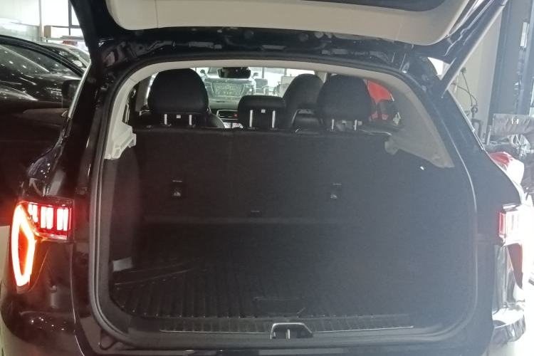 Used Lynk & Co 01 2019 2.0T Two-Wheel-Drive Pro Version China VI Standard Trunk