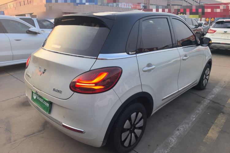 Used Wuling Bingo 2023 333 km Lingxi Connected+ Version
